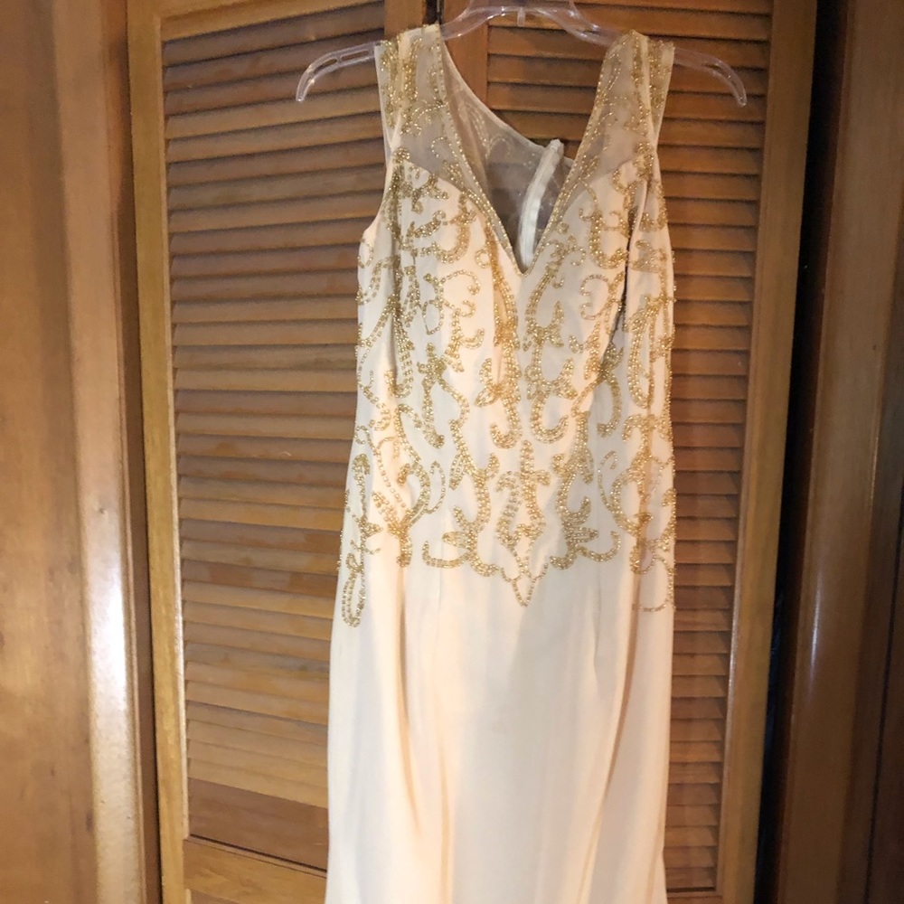 Handmade evening gown (based on the Cameron Blake pictured) - Picture 4 of 6